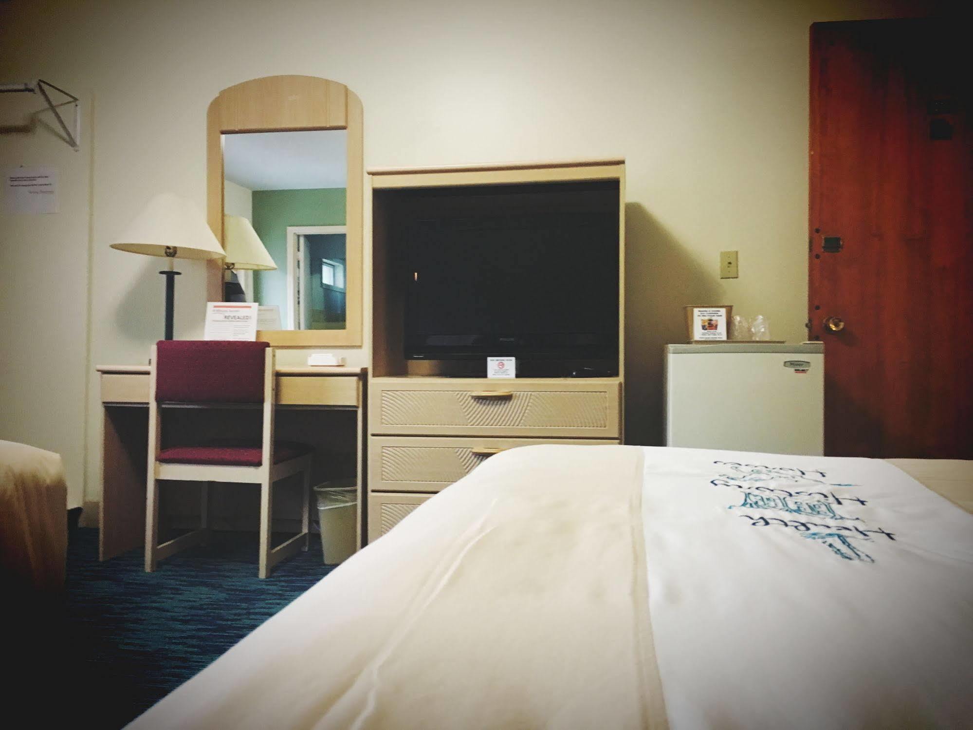 Bluebird Spa City Motor Lodge Saratoga Springs Extérieur photo