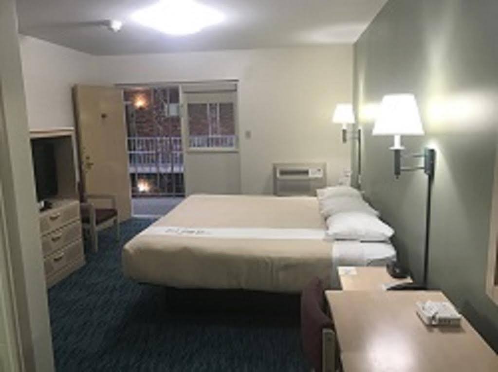 Bluebird Spa City Motor Lodge Saratoga Springs Extérieur photo